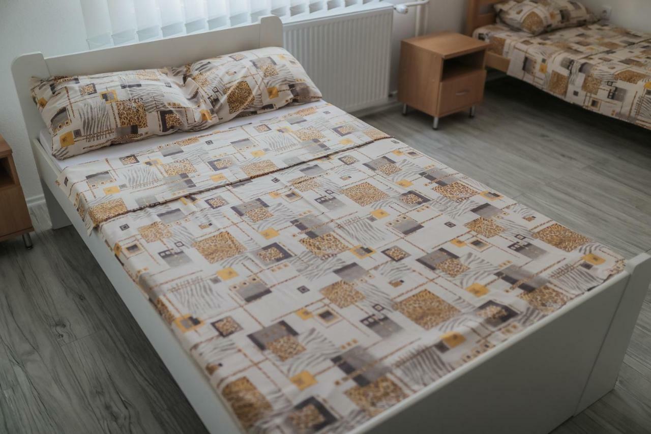 Guesthouse Tanja Banja Luka Zewnętrze zdjęcie