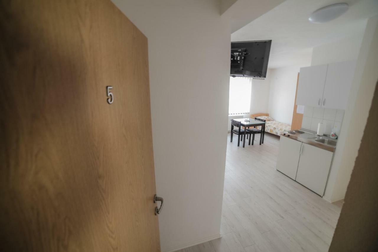 Guesthouse Tanja Banja Luka Zewnętrze zdjęcie