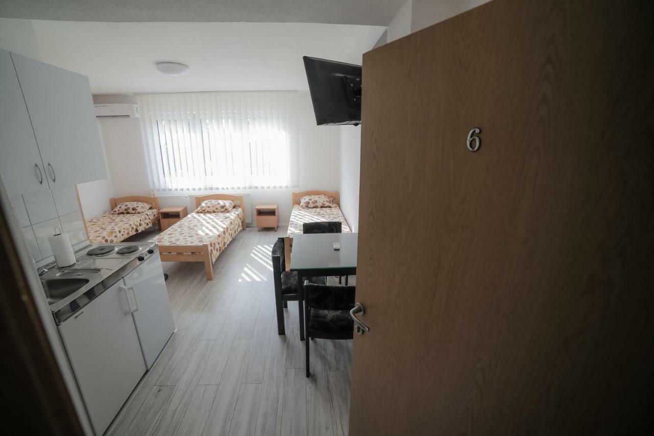Guesthouse Tanja Banja Luka Zewnętrze zdjęcie