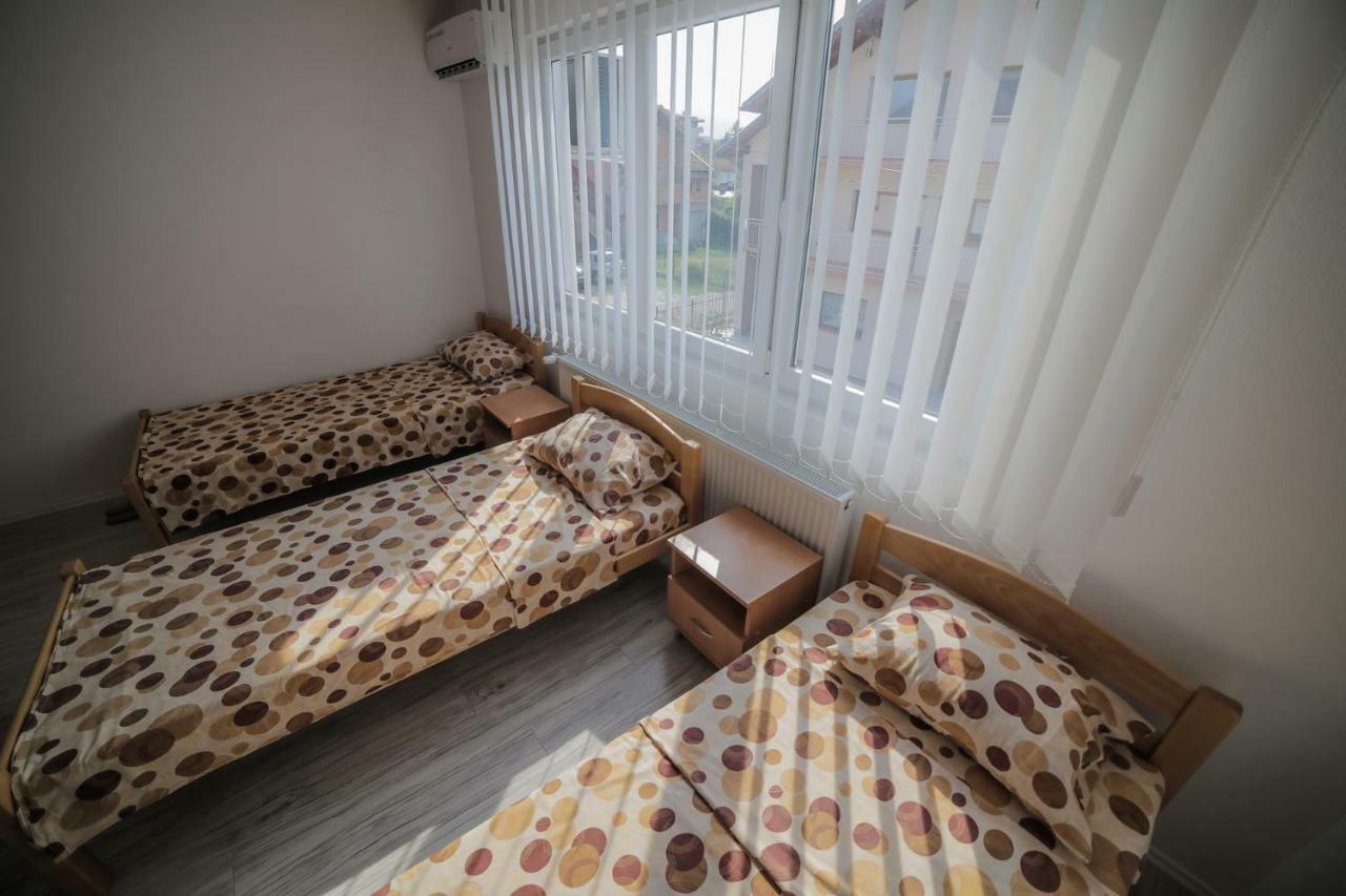 Guesthouse Tanja Banja Luka Zewnętrze zdjęcie
