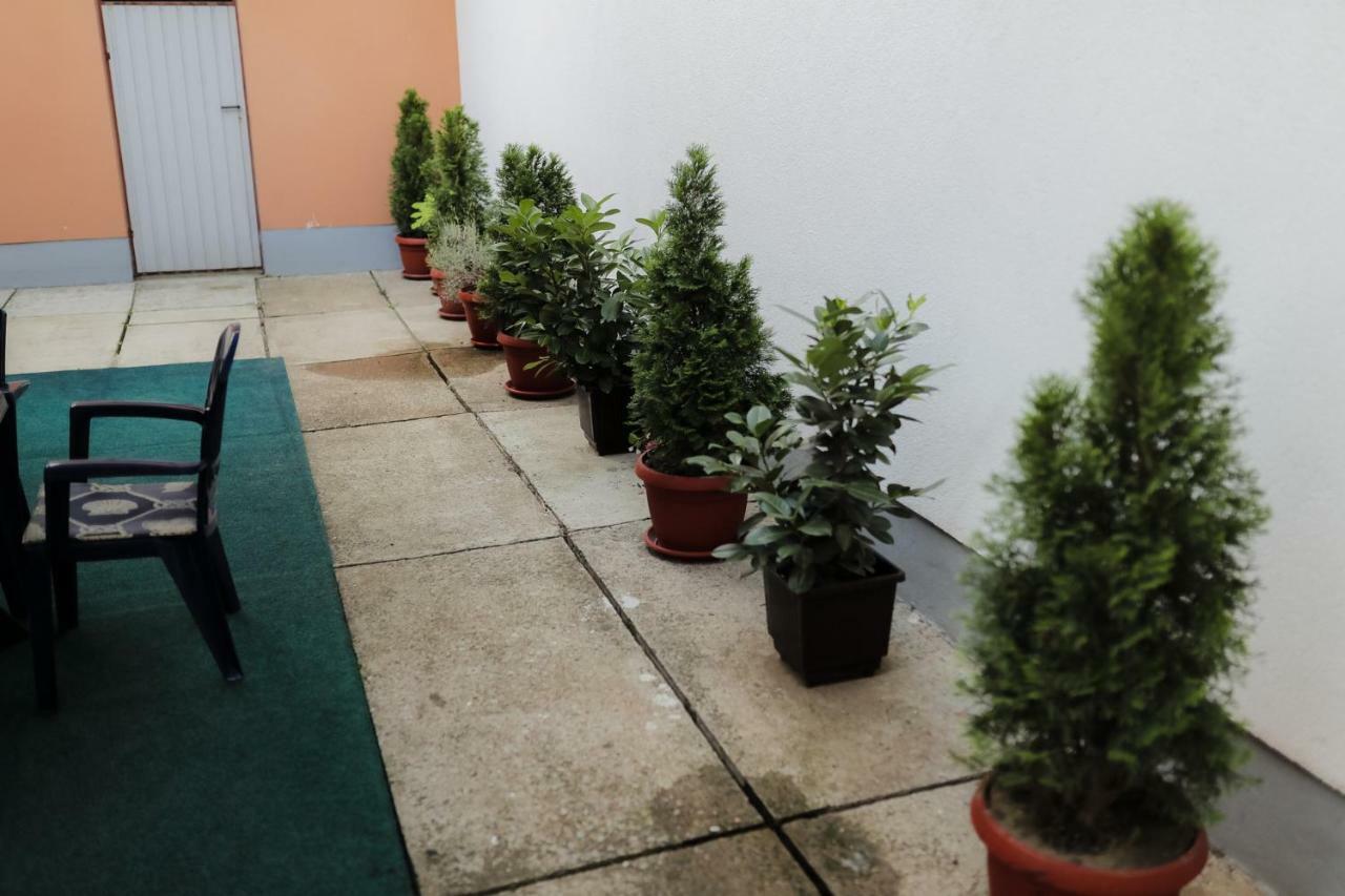 Guesthouse Tanja Banja Luka Zewnętrze zdjęcie